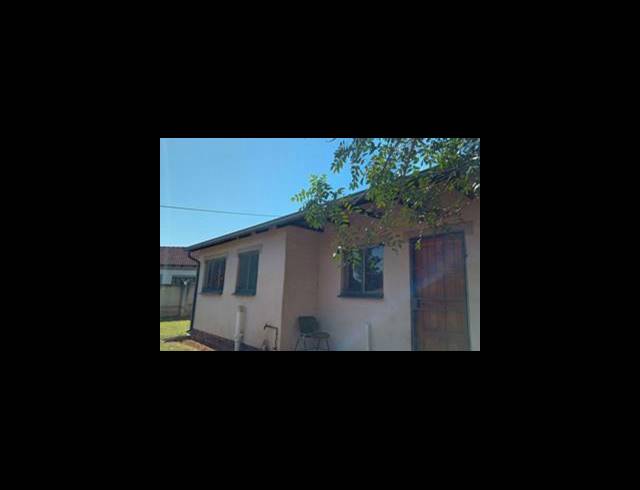 2 BEDROOM HOUSE FOR SALE IN KARINO